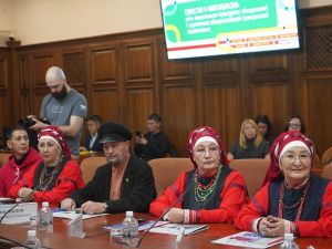 В Хабаровске прошёл круглый стол о роли национально-культурных объединений