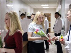 В УФСИН поздравили женщин с Международным женским днем