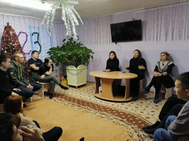 Десанты психологов оказывают помощь семьям военных в районах Якутии