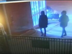 В Якутии задержана группа молодых людей, подозреваемых в грабеже магазина горячих закусок 