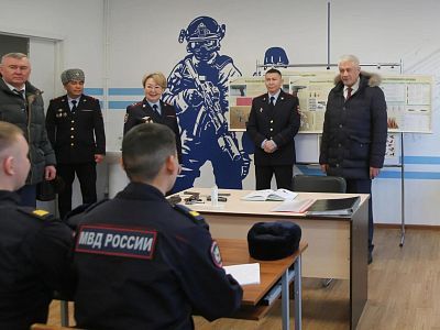 Зачем прилетал в Якутию министр МВД РФ Колокольцев?