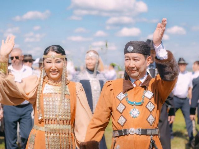 Быть ли третьему сроку Айсена Николаева?