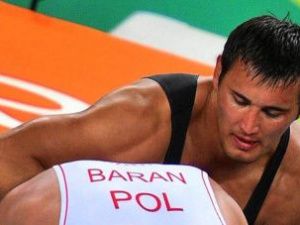 Айаал Лазарев возвращается на большой ковер