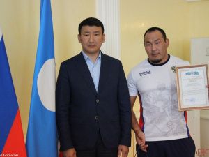 В Якутске чествовали победителей и призеров первого чемпионата мира по борьбе хапсагай
