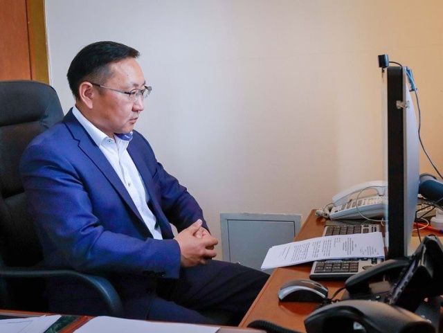 Алексей Колодезников провел совещание с недропользователями по недопущению COVID-19