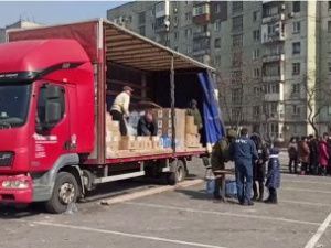 В Мариуполь пришла помощь от якутян