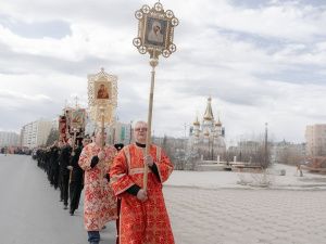 В Якутске прошел традиционный Крестный ход