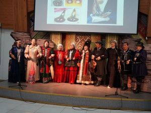 В Якутии лучшие династии мастеров представили семейные традиции