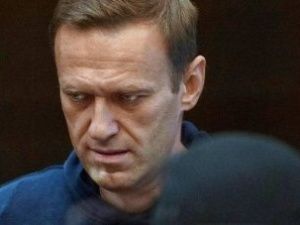 Суд отправил Навального в колонию на 3,5 года