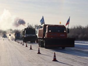 Дорожников удостоили наград за помощь в борьбе с лесными пожарами и ликвидацию последствий в Горном районе Якутии