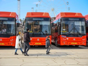 100 новых автобусов прибыли в Якутск к 100-летию республики