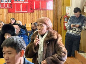 Жители села Исит обсудили с правительством республики волнующие их вопросы