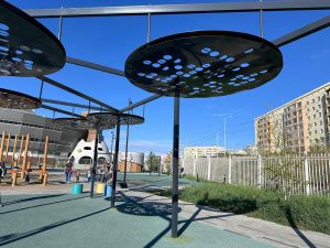 Обновленное пространство в Якутске — набережная озера Сайсары и Сквер матери