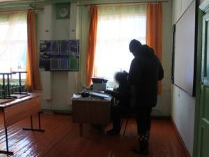 В Чурапчинском районе поймали подозреваемых в краже школьных компьютеров