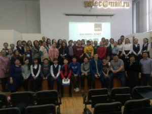 Нюргуяна Заморщикова предложила сотрудничество школьным бизнес-инкубаторам