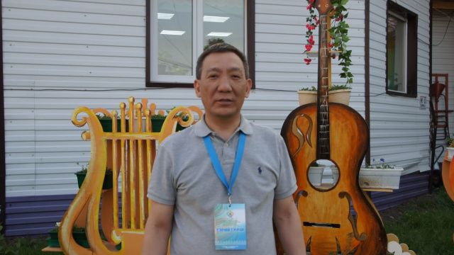 Министр Ноев: беременную — в отставку, осужденного — в директора