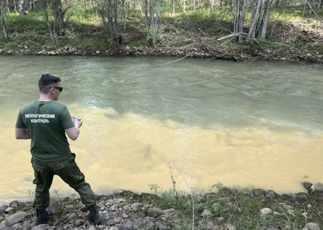 На юге Якутии прокуратура выявила экологические нарушения у золотодобытчиков