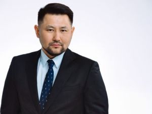 Евгений Григорьев поздравляет с Днем города Якутска