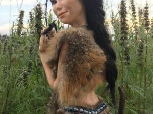 Якутская кукла в «стрингах» вызвала ажиотаж