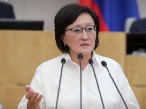 Депутат Госдумы РФ Сардана Авксентьева прокомментировала решение Путина продавать газ за рубли