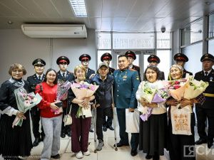 В аэропорту Якутска торжественно встретили Героя России Родимира Максимова