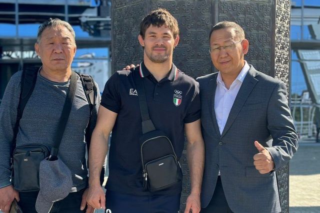 Участник Олимпийских игр в Париже Виктор Рассадин вернулся в Якутск