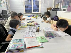 Многодетная мама из Мегино-Кангаласского улуса открыла группу продленного дня по соцконтракту