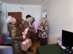 В Якутске прошли теплые встречи в рамках акции «В гости к ветерану»