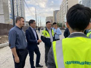 На проспекте Ленина приступают к асфальтированию участка от улицы Кулаковского до улицы Дежнева