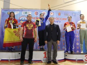 Пять золотых медалей чемпионата России принесли якутские мас-рестлеры