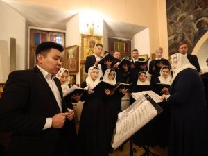 Айсен Николаев принял участие в Рождественской литургии в Преображенском кафедральном соборе