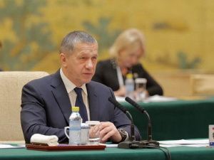 Юрий Трутнев провёл встречу сопредседателей Межправительственной Российско-Китайской комиссии по сотрудничеству и развитию Дальнего Востока РФ и Северо-Востока КНР