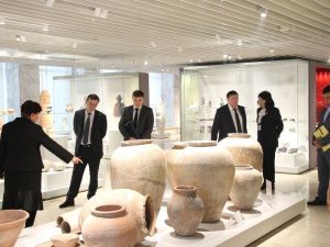 Гастроли, прокат кино и выставки… Якутия налаживает культурные связи с Киргизией 