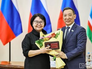 Работникам культуры Якутии вручили государственные награды