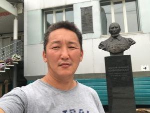 Бывший начальник Управления образования мэрии Якутска назначен директором школы №5