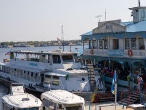 Трансфер пассажиров поезда через реку Лена  на теплоходе  «В. Рукавишников» продляется  до 26 октября