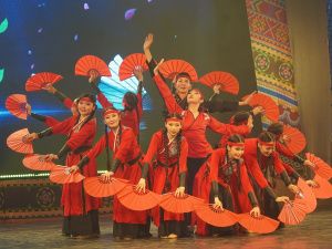 «Гулун» собрал друзей