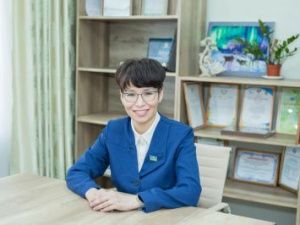 Министр труда и социального развития Елена Волкова поздравляет с Днем социального работника