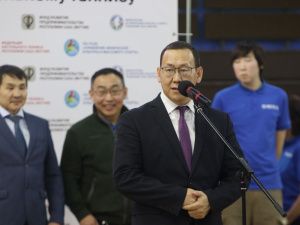 В Якутске с участием более 200 спортсменов стартовал чемпионат республики по настольному теннису