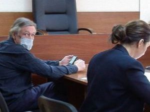 В машине Ефремова после ДТП были найдены гашиш и гашишное масло