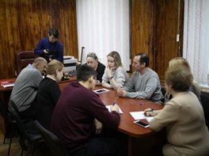 К распределению спонсорской помощи пункту передержки привлечены общественники