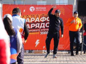 В Якутске стартовал сезон утренних зарядок «Начни утро с победы, с победы над собой»