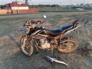 Опять ДТП с мотоциклом: неудачливый «байкер» слетел в кювет