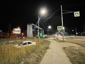 В Якутске водитель без прав совершил ДТП