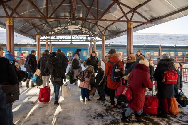 Действие спецтарифа на перевозку детей от 10 до 17 лет в период летних каникул продлено