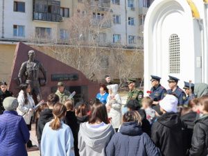Сотрудники отдела по конвоированию УФСИН, «серебряные» волонтеры и дети из школы-интерната отметили юбилей проекта «Наставничество и дети»