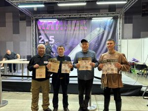 Якутские кузнецы победили на международной выставке ножей «Клинок»