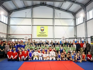 В Якутии открыли три модульных спортзала по президентской субсидии