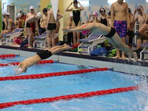 Призер Олимпийских игр Андрей Гречин показал мастер-класс по плаванию в Якутске