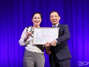 В Якутске наградили лучших юных хомусистов